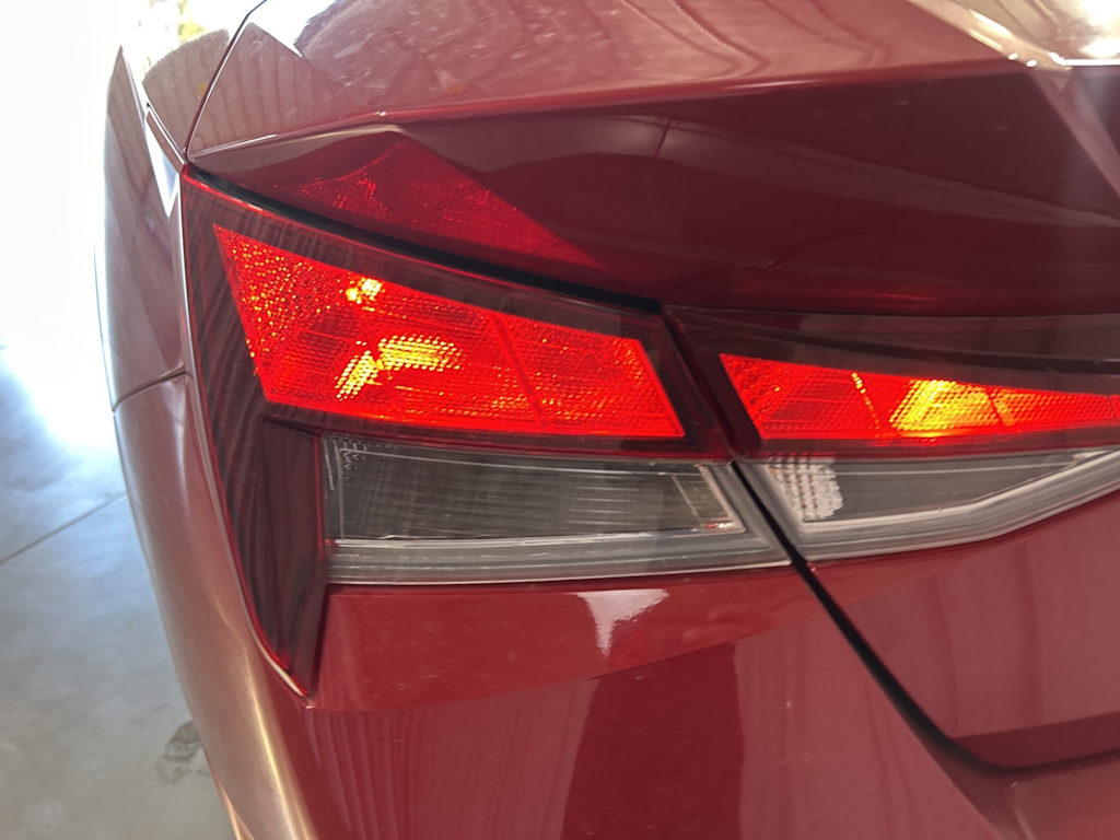 Thumbnail: 2023 Hyundai Elantra - 20