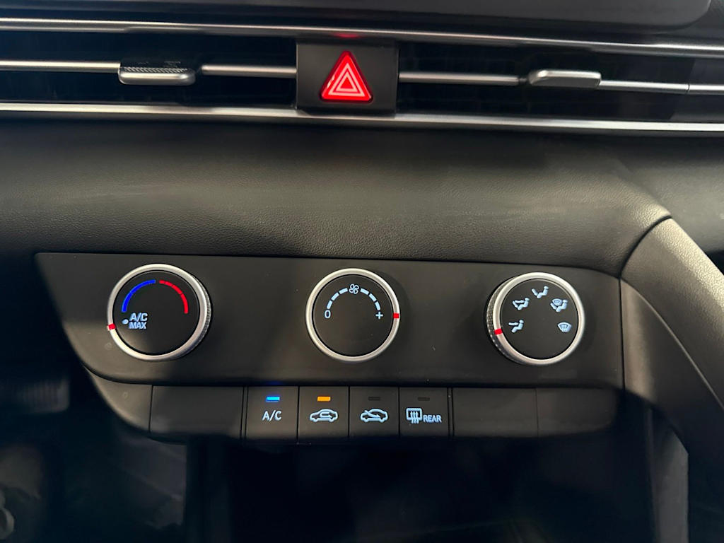 Thumbnail: 2026 Hyundai Elantra - 27