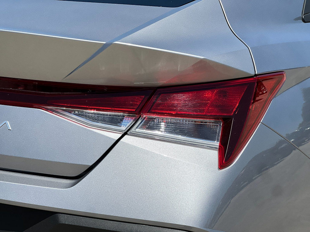 2026 Hyundai Elantra SE - Photo 28