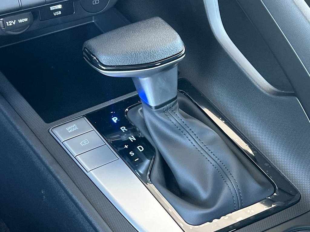 Thumbnail: 2026 Hyundai Elantra - 15