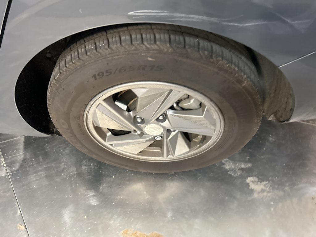 Thumbnail: 2025 Hyundai Elantra - 21