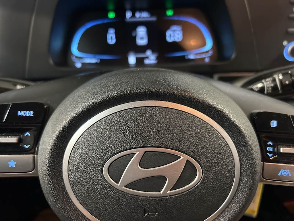 Thumbnail: 2025 Hyundai Elantra - 29