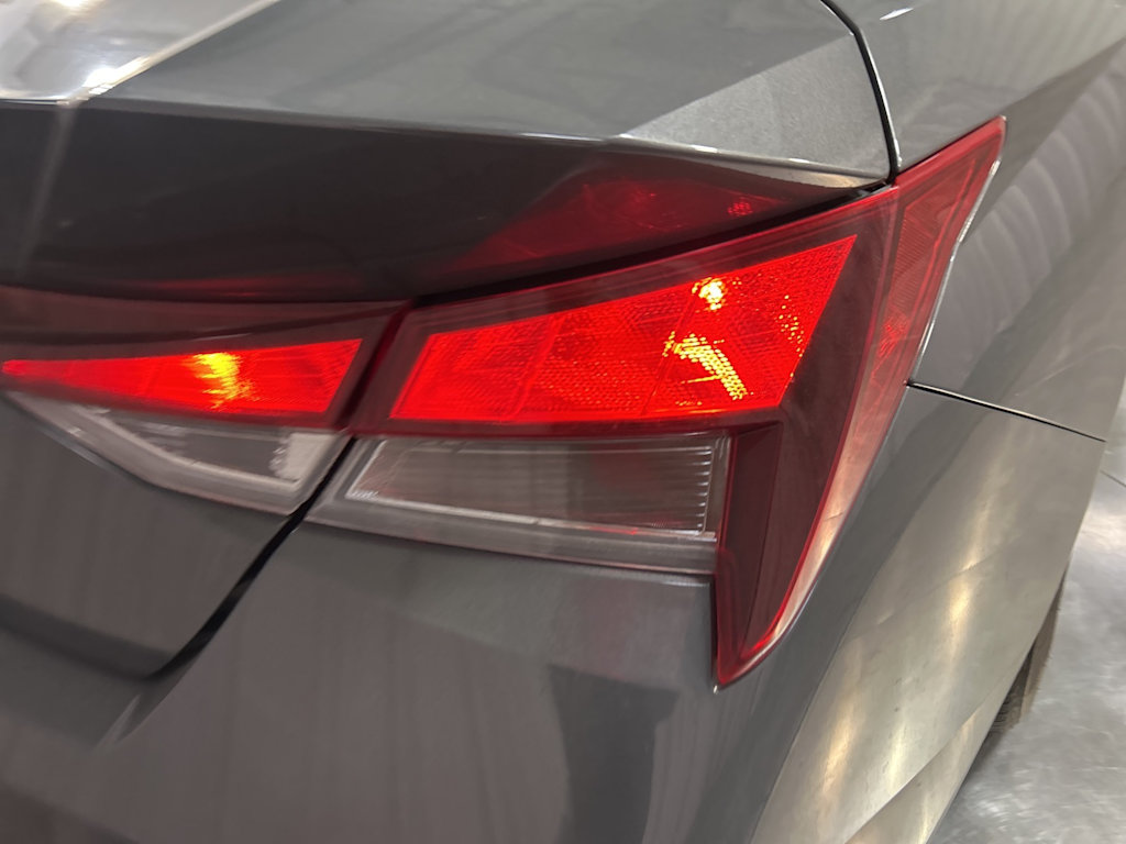 Thumbnail: 2025 Hyundai Elantra - 18