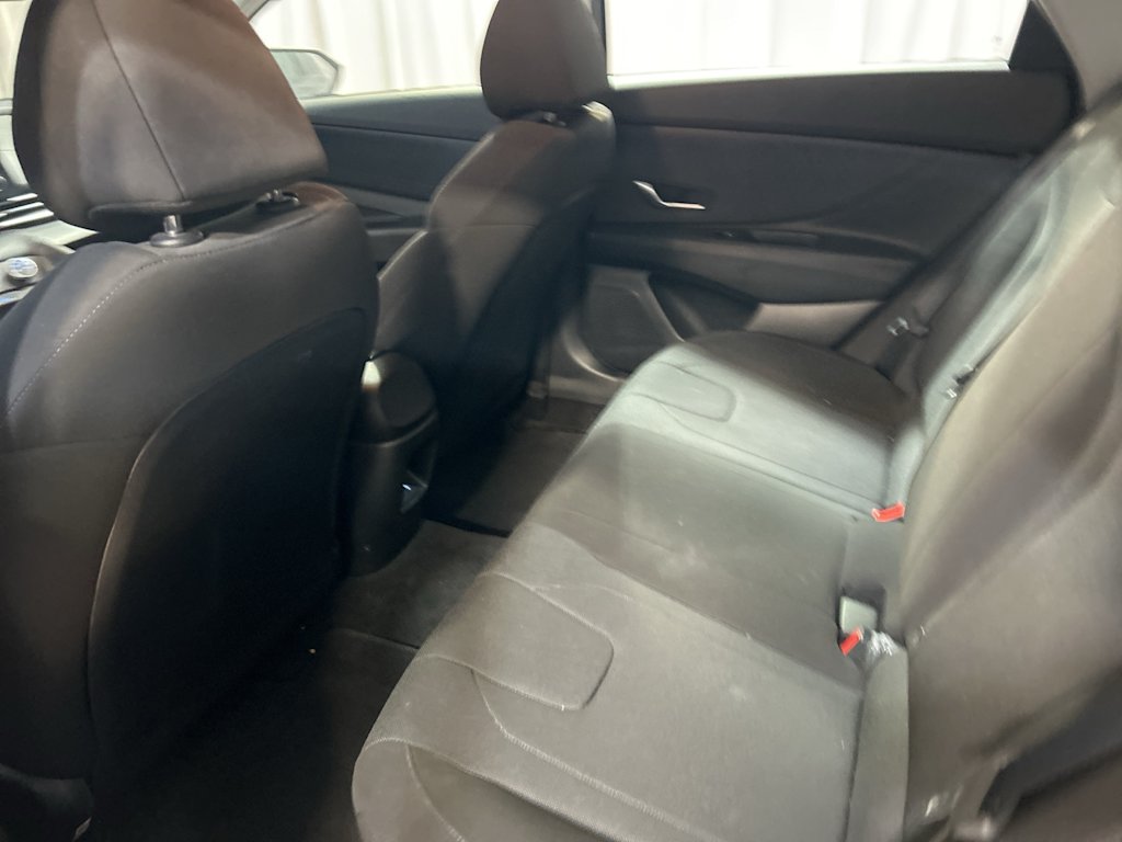 Thumbnail: 2025 Hyundai Elantra - 24