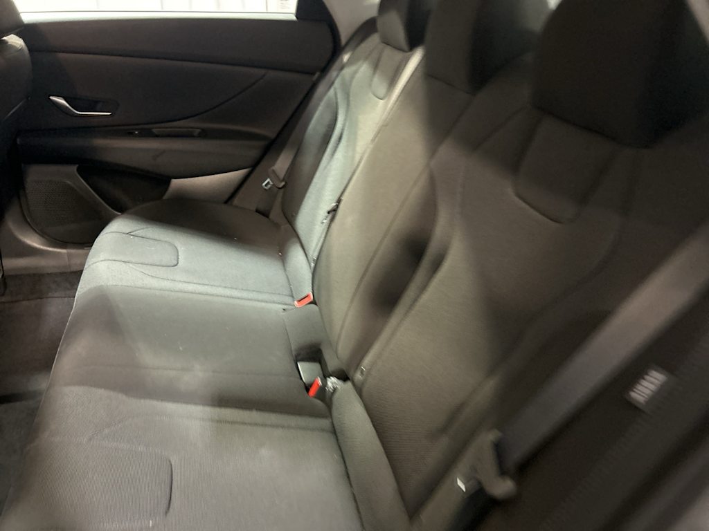 Thumbnail: 2025 Hyundai Elantra - 25