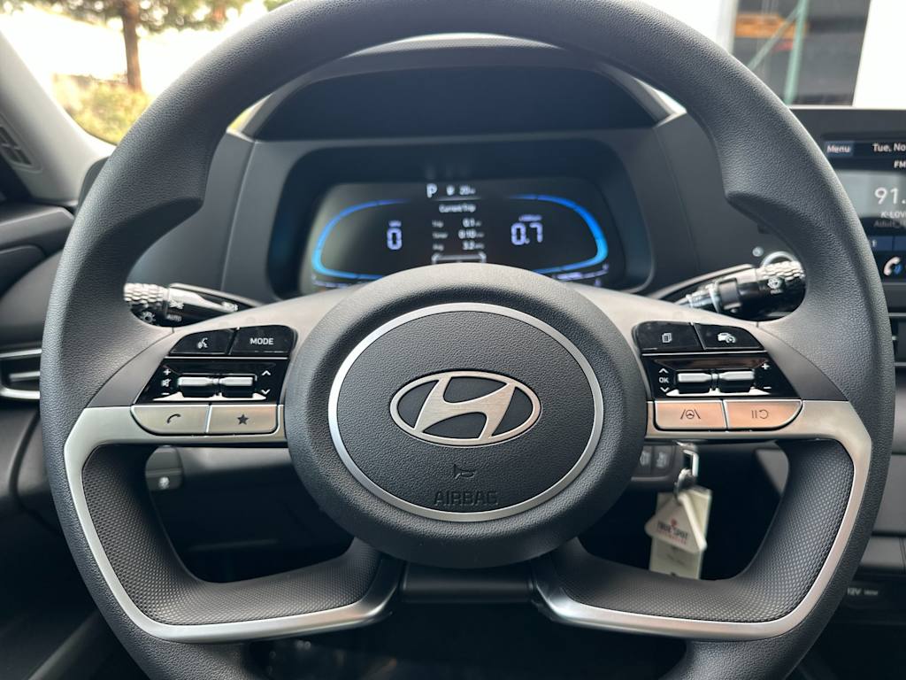 Thumbnail: 2026 Hyundai Elantra - 25