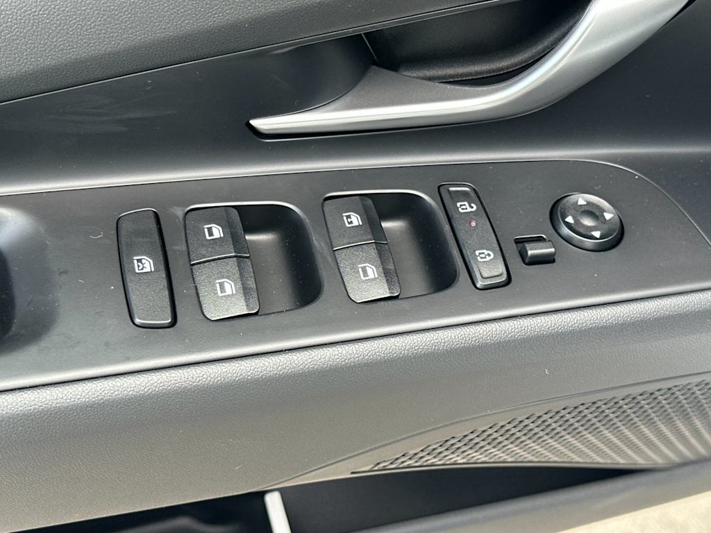 Thumbnail: 2026 Hyundai Elantra - 21