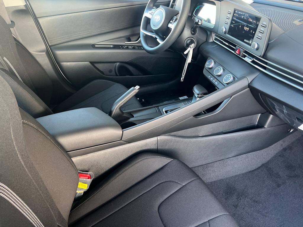 Thumbnail: 2026 Hyundai Elantra - 10