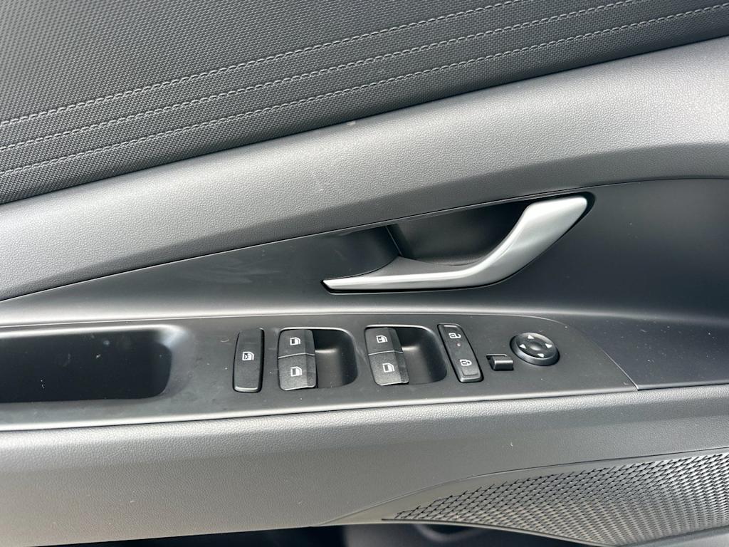 Thumbnail: 2026 Hyundai Elantra - 20