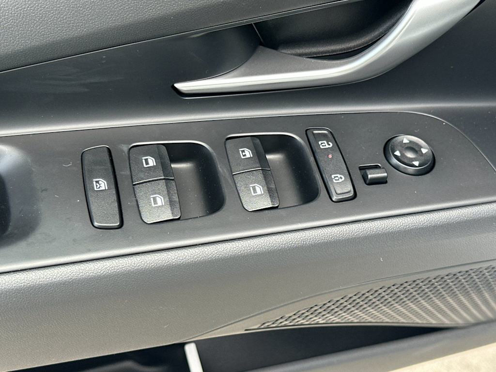 Thumbnail: 2026 Hyundai Elantra - 21