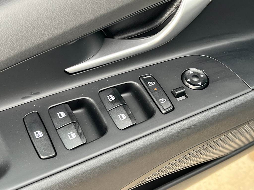 Thumbnail: 2026 Hyundai Elantra - 22