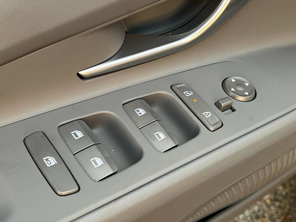 Thumbnail: 2026 Hyundai Elantra - 23