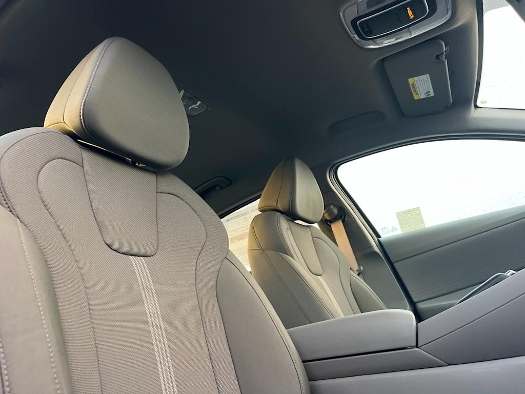 Thumbnail: 2026 Hyundai Elantra - 10