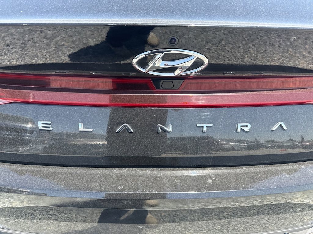Thumbnail: 2023 Hyundai Elantra - 6