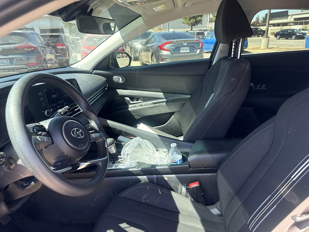 Thumbnail: 2023 Hyundai Elantra - 8