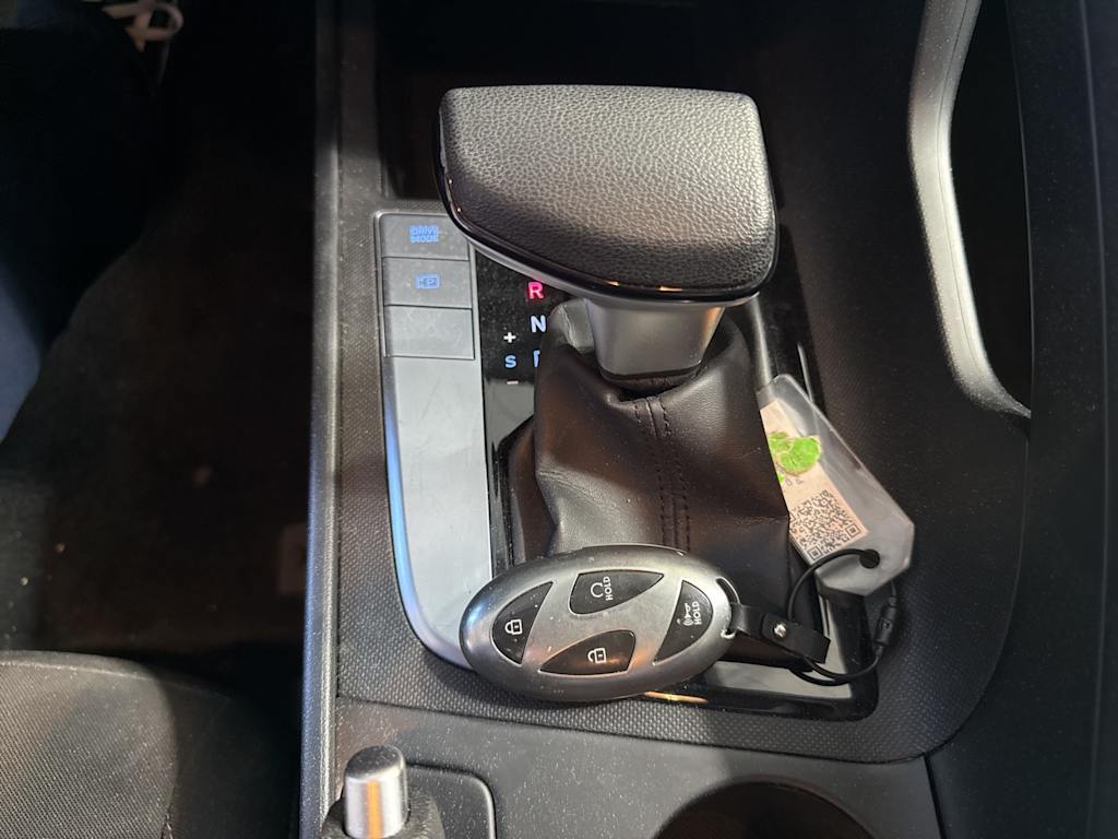 Thumbnail: 2024 Hyundai Elantra - 26