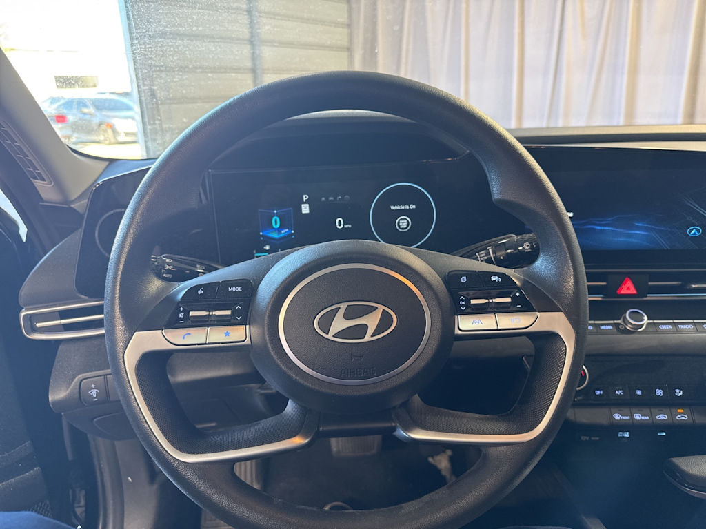 Thumbnail: 2024 Hyundai Elantra - 9