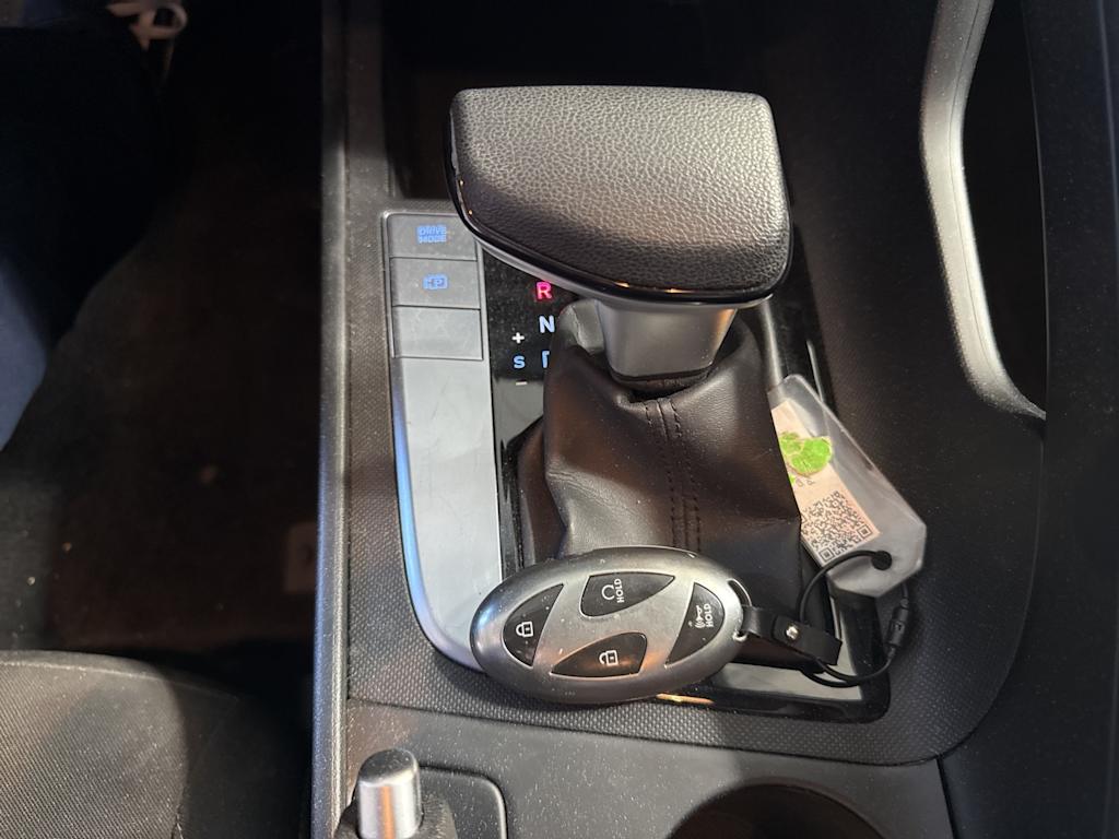 Thumbnail: 2024 Hyundai Elantra - 27