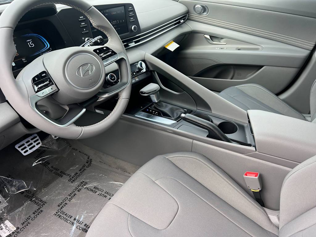 Thumbnail: 2025 Hyundai Elantra - 9