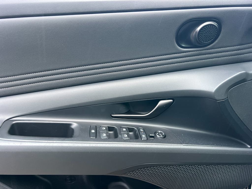 Thumbnail: 2026 Hyundai Elantra - 22