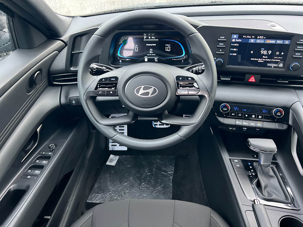 Thumbnail: 2026 Hyundai Elantra - 12