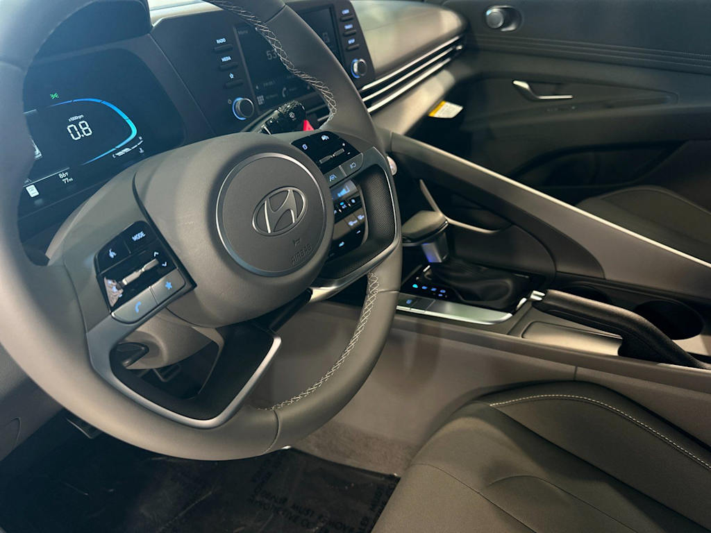 Thumbnail: 2026 Hyundai Elantra - 9
