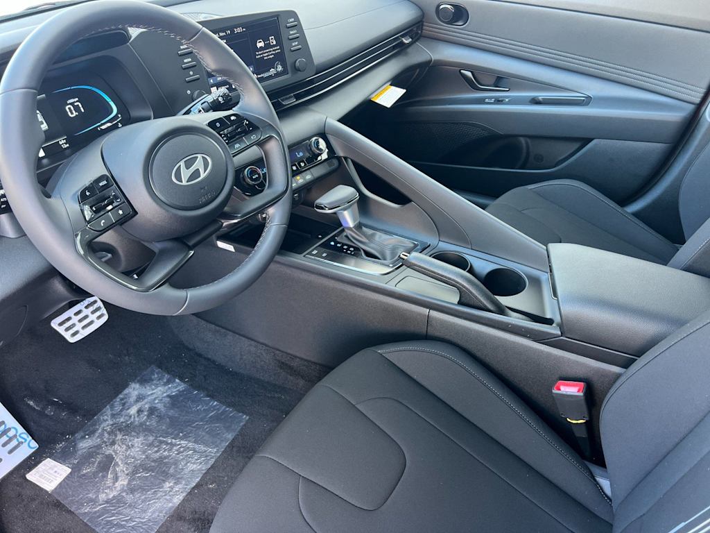 Thumbnail: 2026 Hyundai Elantra - 9