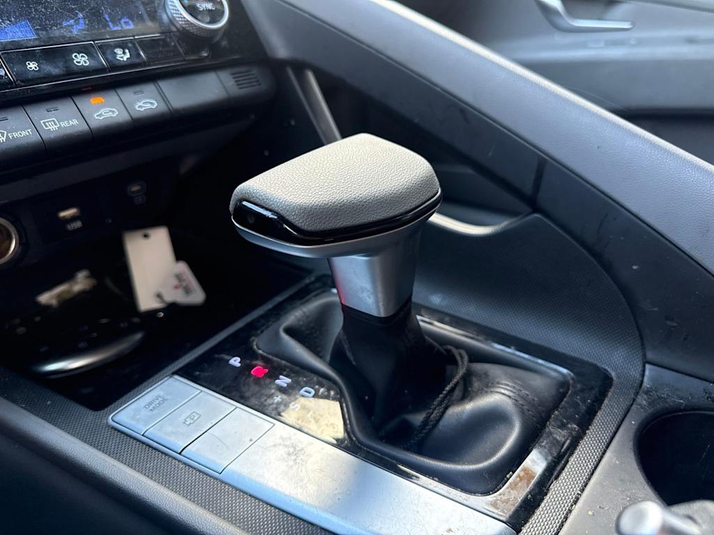 Thumbnail: 2024 Hyundai Elantra - 12