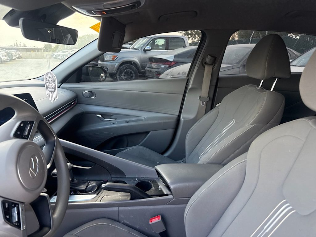 Thumbnail: 2024 Hyundai Elantra - 9