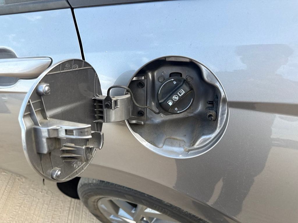 Thumbnail: 2024 Hyundai Elantra - 14