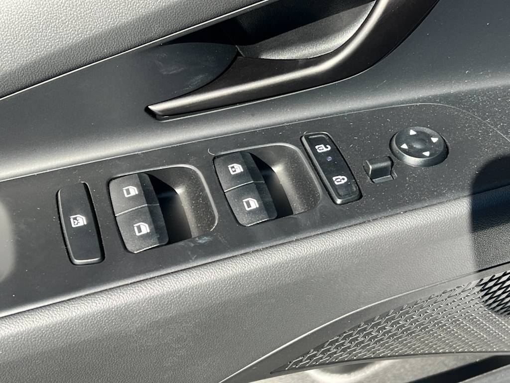 Thumbnail: 2026 Hyundai Elantra - 22