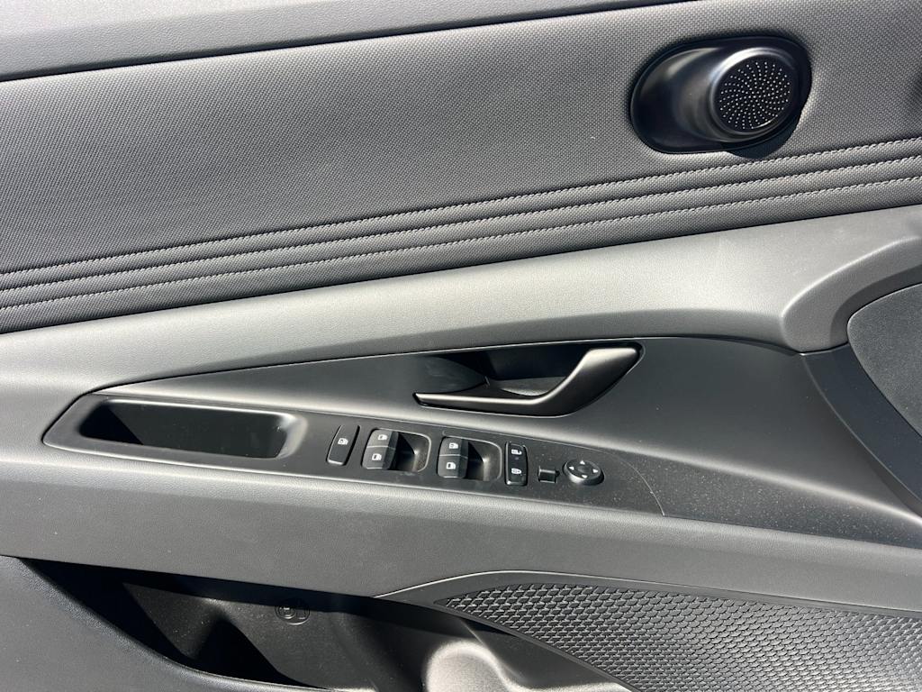 Thumbnail: 2026 Hyundai Elantra - 21