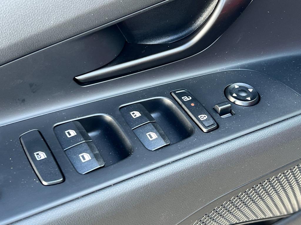 Thumbnail: 2026 Hyundai Elantra - 22