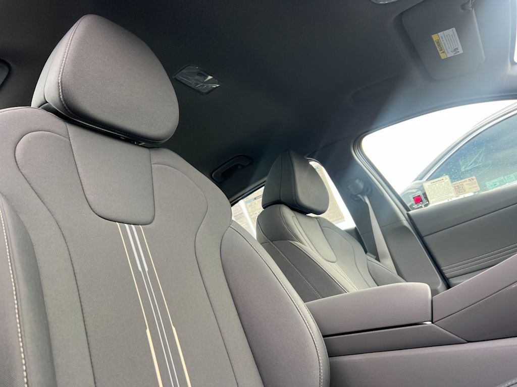 Thumbnail: 2025 Hyundai Elantra - 11