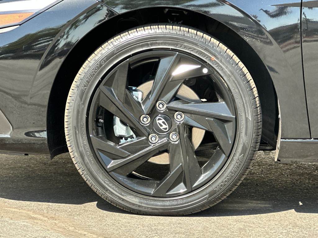 Thumbnail: 2026 Hyundai Elantra - 8