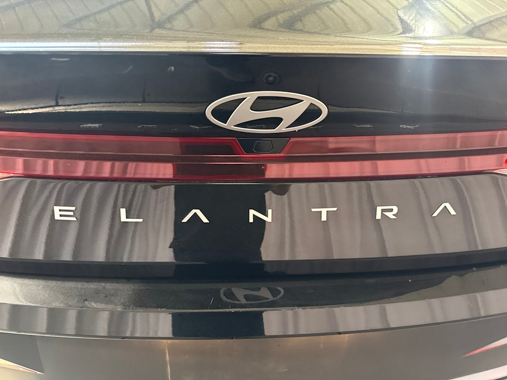 Thumbnail: 2024 Hyundai Elantra - 19