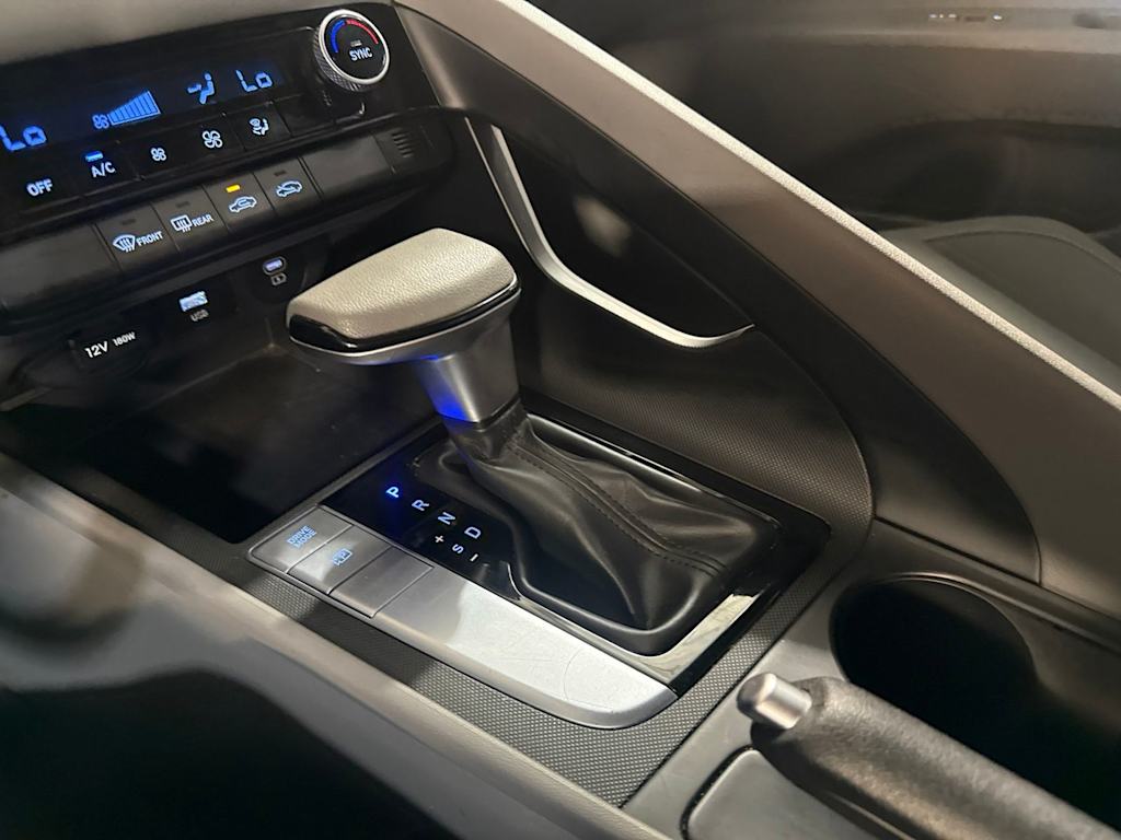 Thumbnail: 2024 Hyundai Elantra - 24