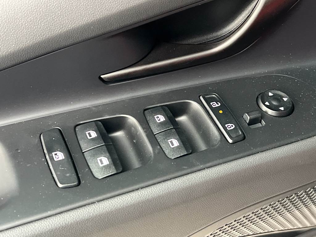 Thumbnail: 2026 Hyundai Elantra - 23