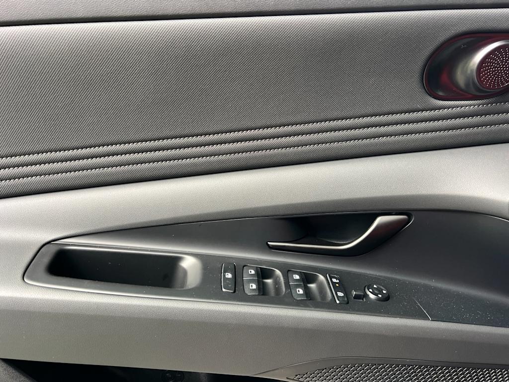 Thumbnail: 2026 Hyundai Elantra - 22