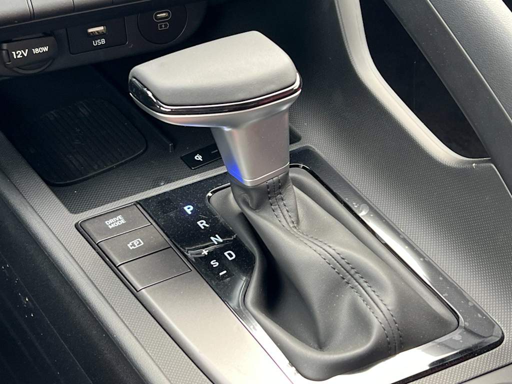 Thumbnail: 2026 Hyundai Elantra - 16