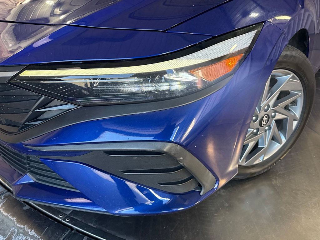 Thumbnail: 2024 Hyundai Elantra - 18