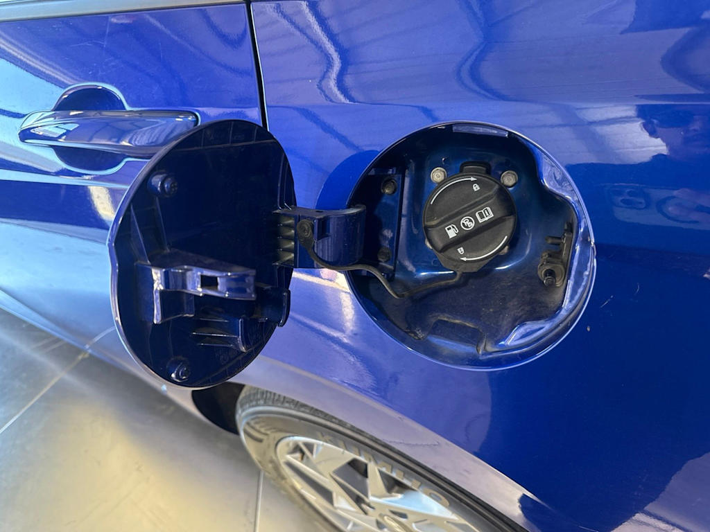 Thumbnail: 2024 Hyundai Elantra - 14