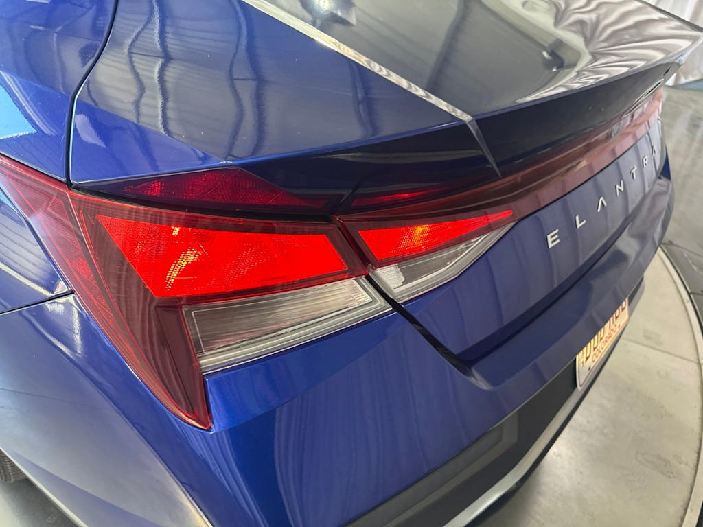 Thumbnail: 2024 Hyundai Elantra - 19