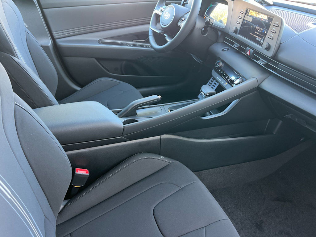 Thumbnail: 2026 Hyundai Elantra - 10