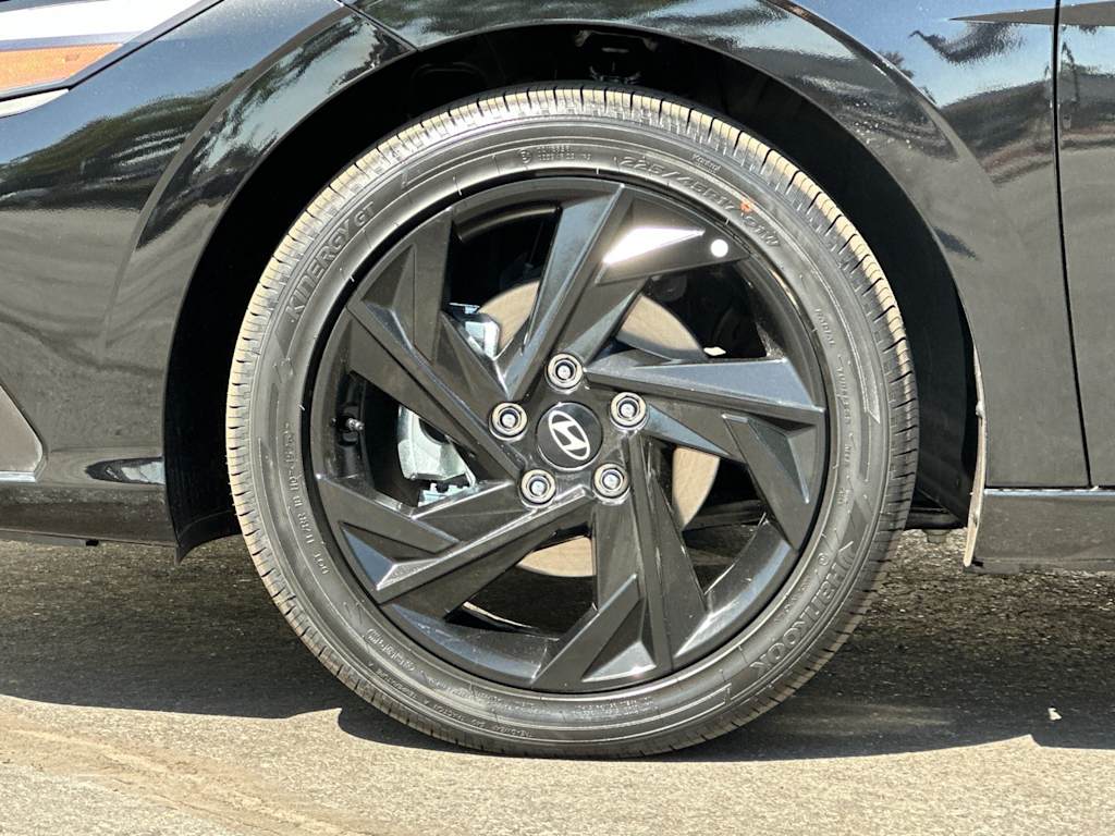 Thumbnail: 2026 Hyundai Elantra - 8
