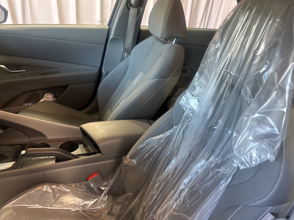Image of 2024 Hyundai Elantra