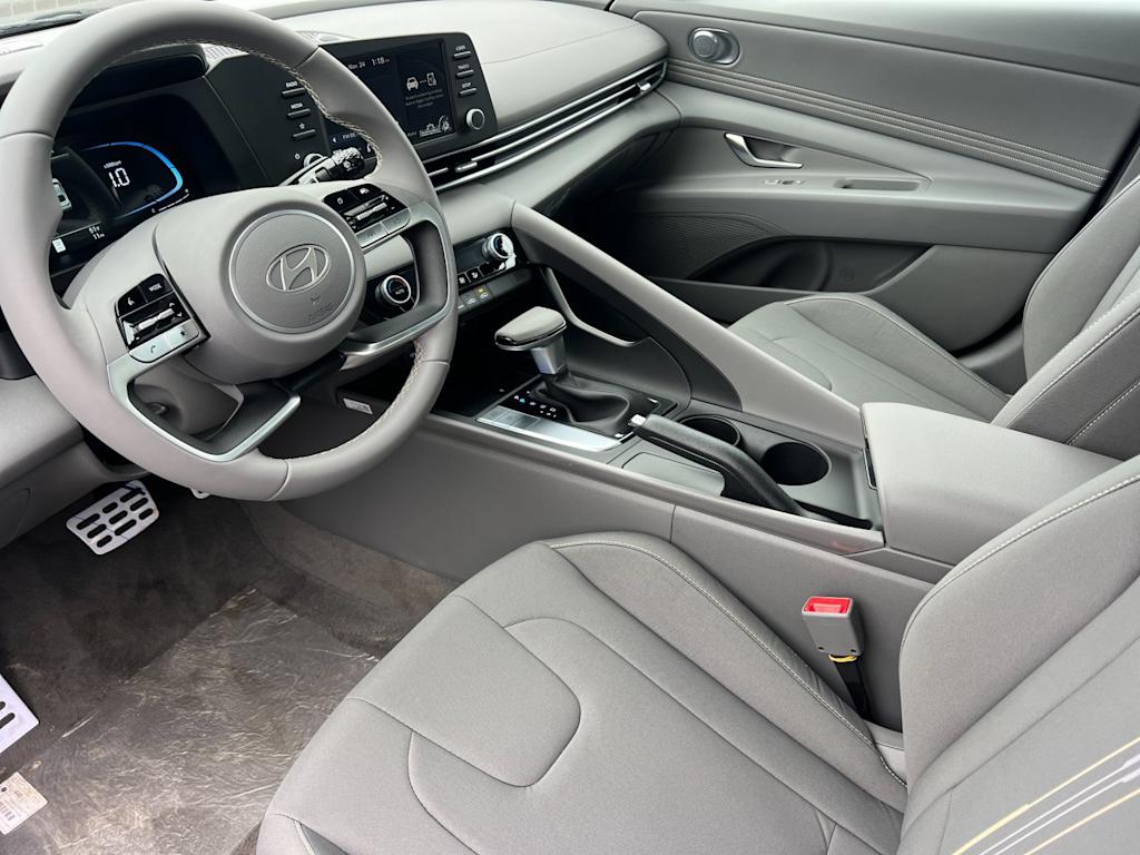 Thumbnail: 2026 Hyundai Elantra - 9