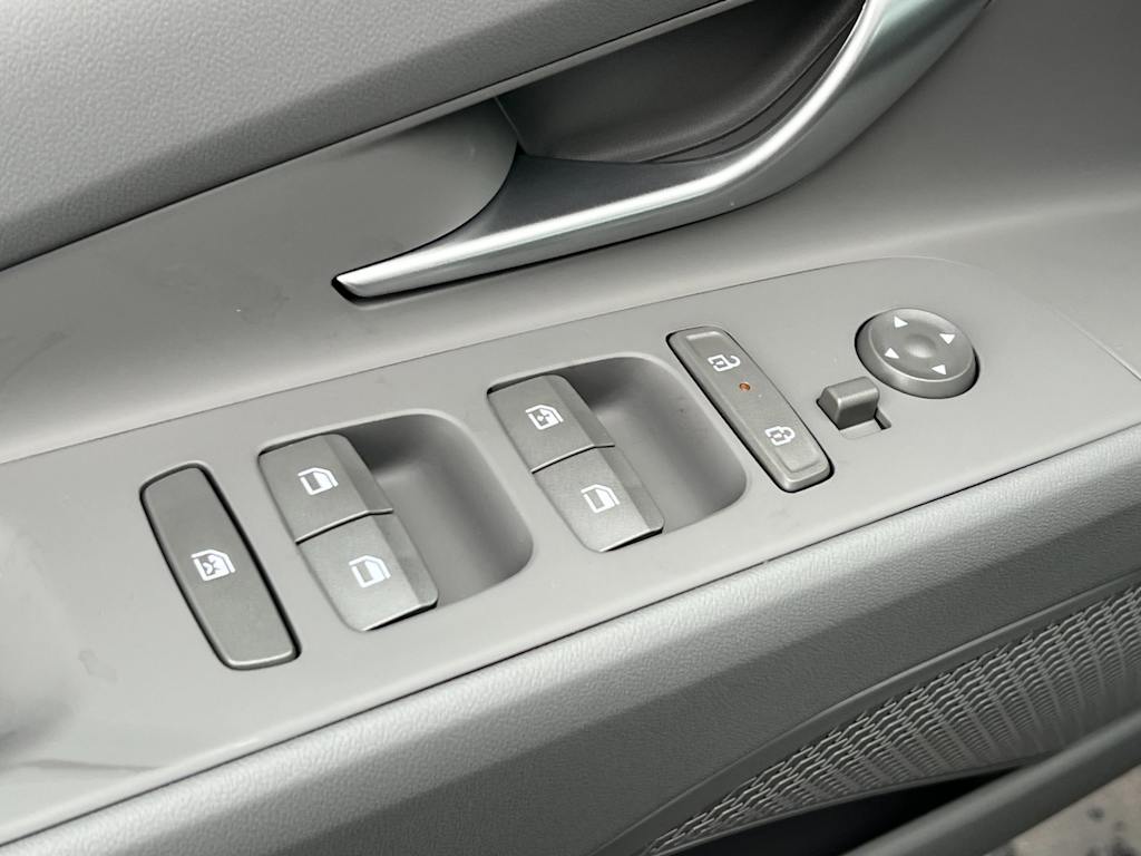 Thumbnail: 2026 Hyundai Elantra - 23