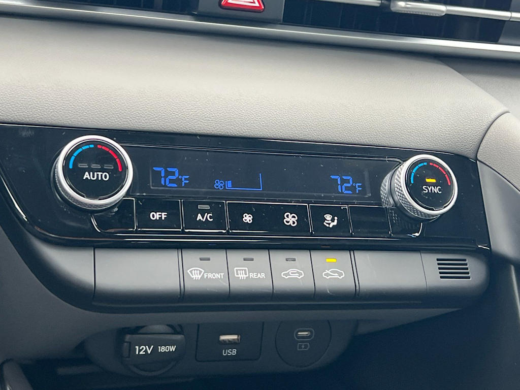 Thumbnail: 2026 Hyundai Elantra - 25