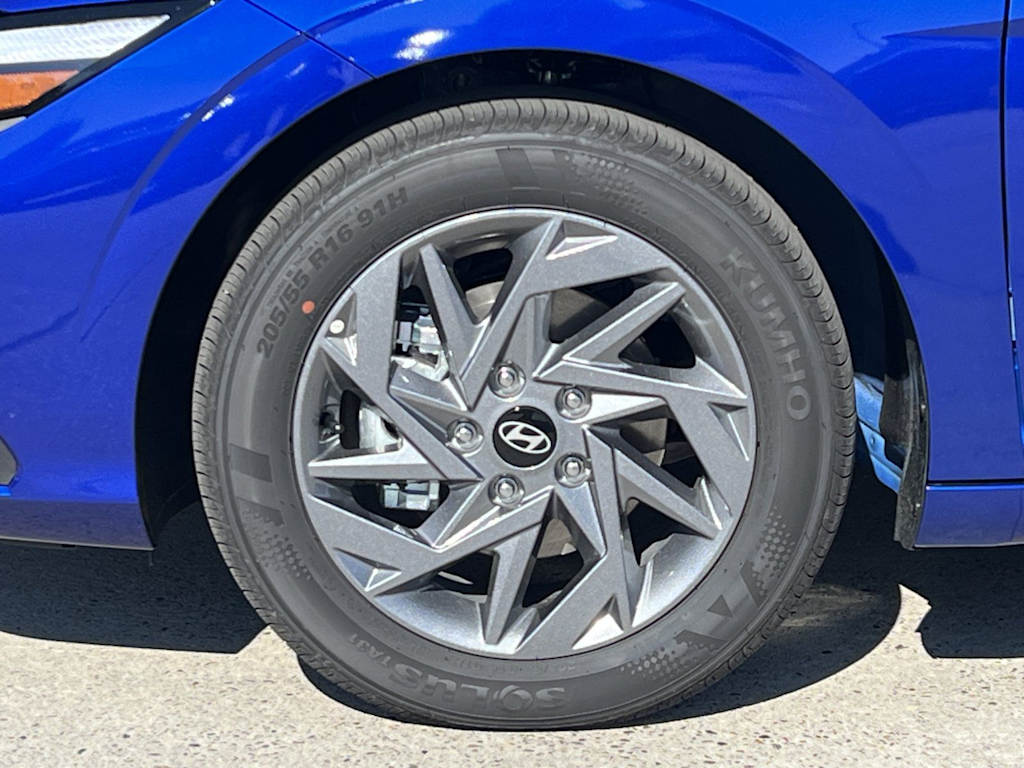 Thumbnail: 2026 Hyundai Elantra - 8
